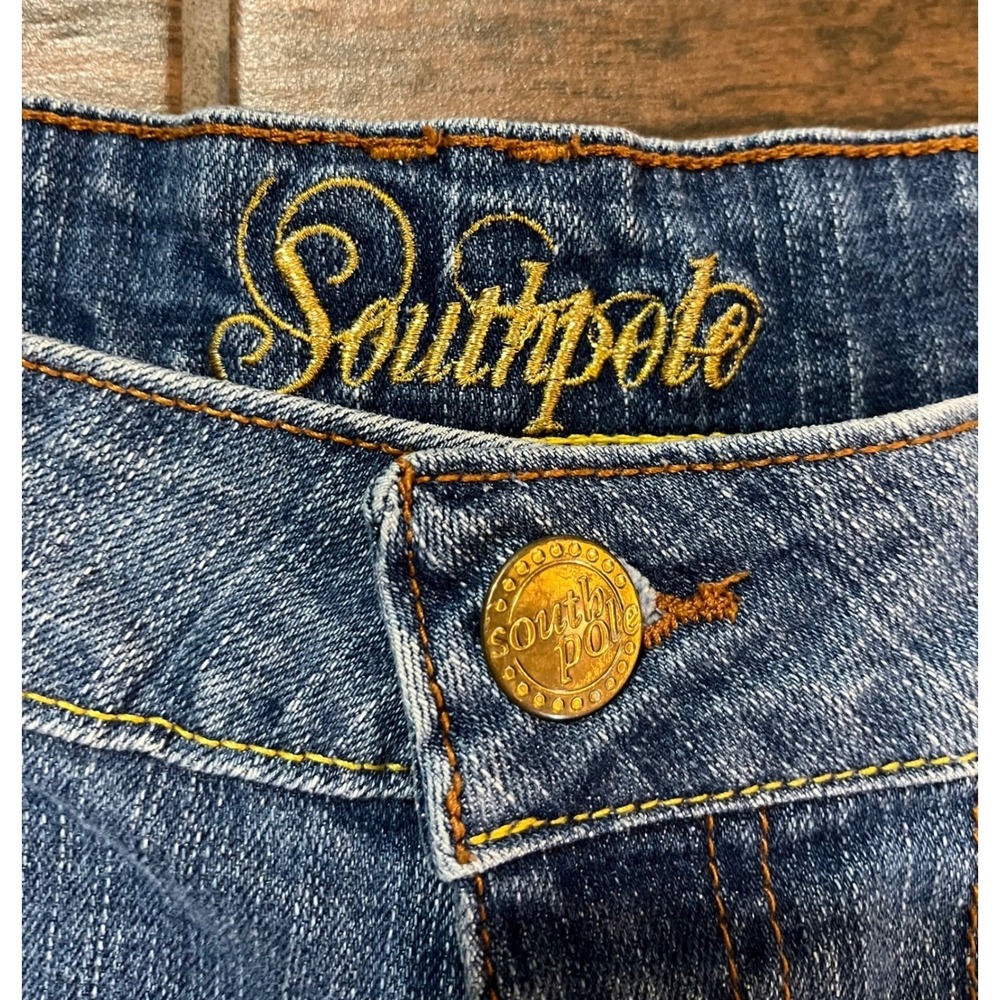 Southpole Denim Shorts Medium Wash Embroidered Floral Logo Y2K Size 11 - Picture 6 of 11